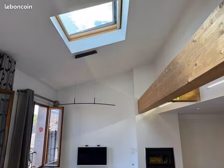 duplex t3 rénové avec goût – 77 m² – flayosc centre