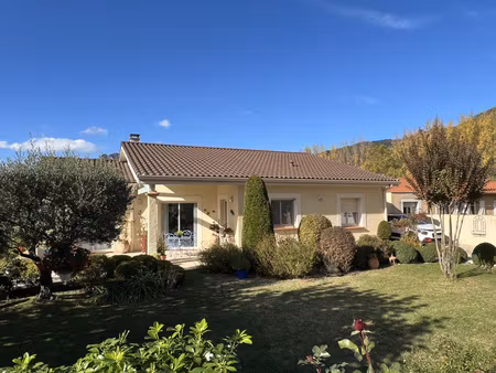 exclusivite - o travaux ! tarascon sur ariege - maison 4 faces de 135 m2 - plain pied - 3/