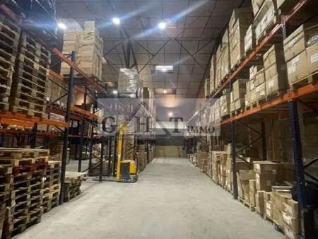 entrepot & bureaux à vendre