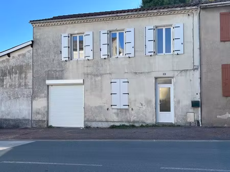vente maison 3 pièces 82 m² à mirambeau (17150)  106 880 €