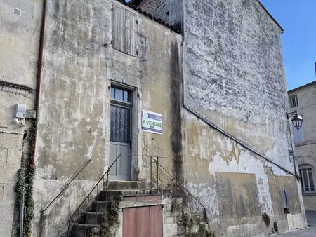 vente immeuble saint-savinien 17350 - - surface privée