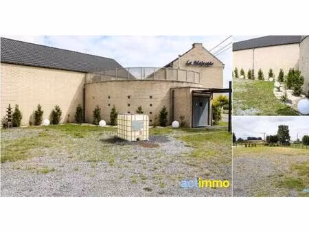 surface commerciale à vendre à rumes (vbd33380)