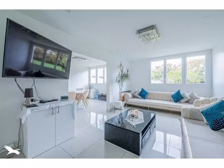 vente appartement 4 pièces 90 m² carbon-blanc (33560)