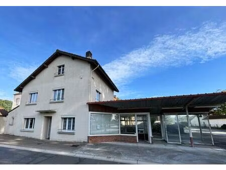 maison atypique avec volumes généreux – bresse