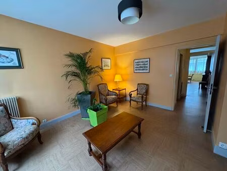 vente bureau 78 m² tours (37000)