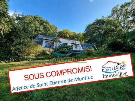 vente maison à saint-étienne-de-montluc (44360) : à vendre / 154m² saint-étienne-de-montlu