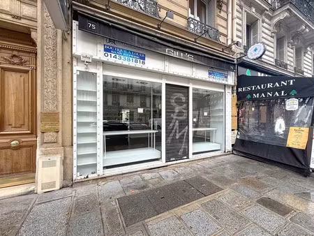 boutique à louer-sans reprise-emplacement n°1-saint placide