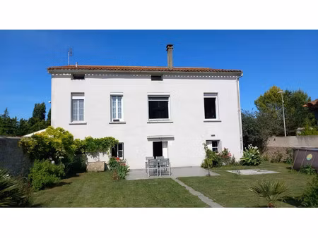 vente maison 6 pièces 160 m² à saint-just-luzac (17320)  242 650 €