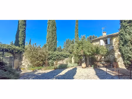 exclusivité - en pierres apparentes  mas rénové comprenant 2 habitations