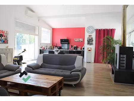 vente maison 6 pièces 177 m² à le chaffaut-saint-jurson (04510)  270 000 €