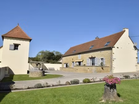 vente maison 6 pièces 168 m² à saint-martin-de-salencey (71220)  420 000 €