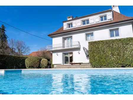 vente maison 8 pièces 272 m² à annemasse (74100)  1 300 000 €