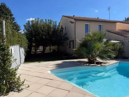 vente maison 6 pièces 170 m² à saint-martin-lacaussade (33390)  239 625 €