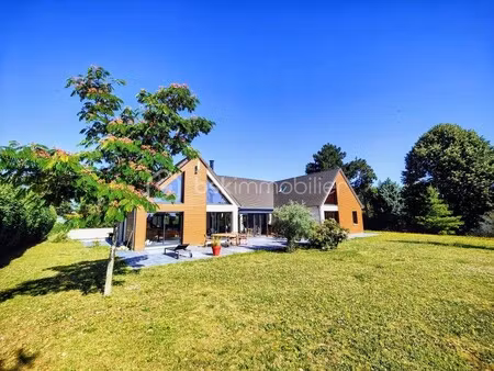 maison d'architecte à vendre à saint-germain-de-la-grange