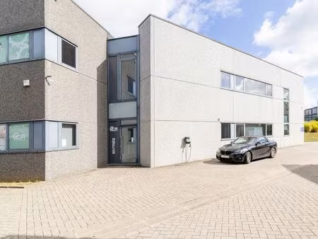 bien professionnel à louer à bierges € 2.500 (lf26q) - immobilière hendrix entreprise | zi