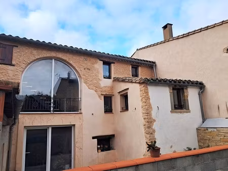 maison de village rénovée – 238 m² – 9 pièces