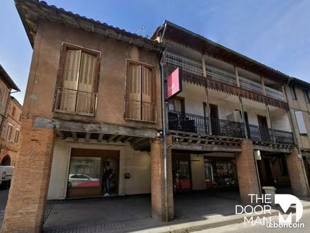 immeuble 14 pièces 453 m²