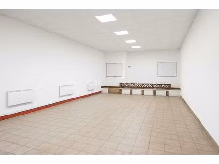 local d activites de 120 m² à toulouse