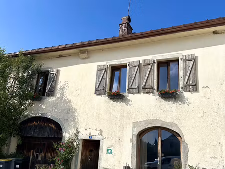 immeuble + terrain constructible