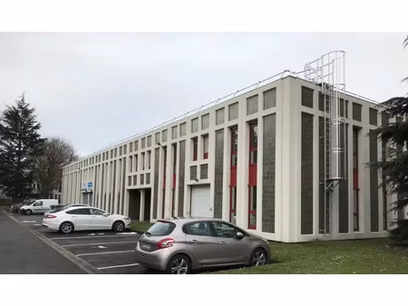 location local d'activités eragny 95610