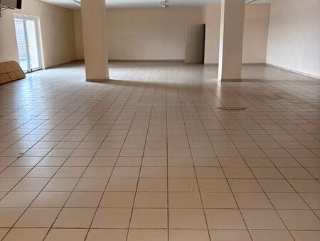 local commercial ou bureaux