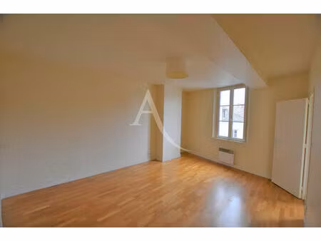 appartement magny en vexin - 3 pièces - 75.88 m²