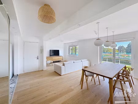 appartement de standing avec jardin privatif  garage et park