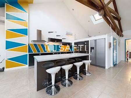 appartement 4 chambres avec mezzanine – (148 m² au sol) 108 m² loi carrez