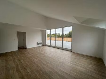 location appartement 5 pièces à saint-erblon (35230) : à louer 5 pièces / 113m² saint-erbl