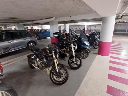 parking à louer 9eme arrondissement paris. rue laffite