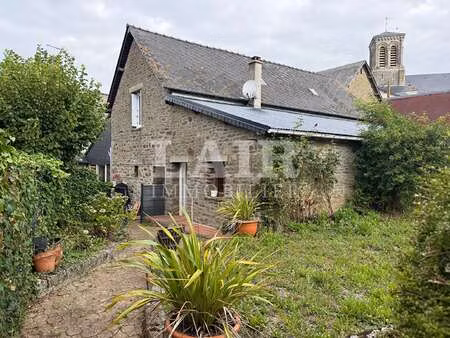 vente bureaux et commerces à la chapelle-au-riboul (53440) : à vendre / 320m² la chapelle-