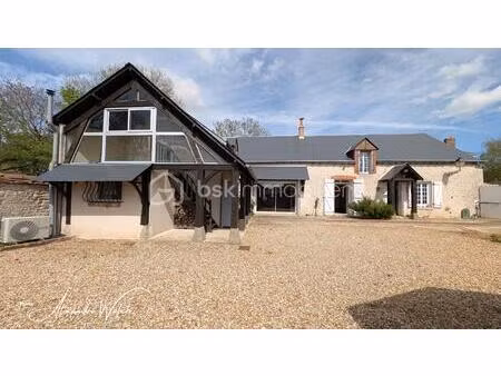 maison en pierre de 235 m² à terminiers