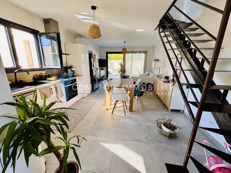 maison 4pièce(s) 3chambre(s) 88 93 m² uchaud (30620)