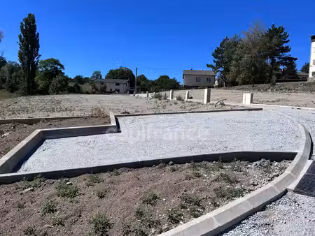 terrain constructible neuf à vendre