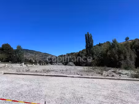 terrain constructible neuf à vendre