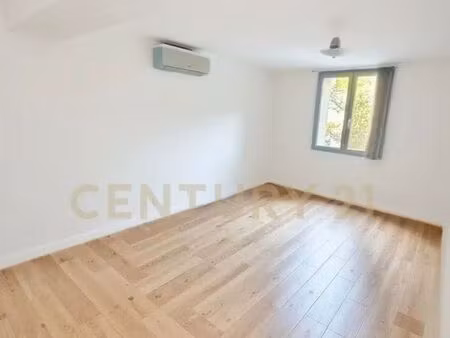 appartement f2 à vendre - 2 pièces - 52 m2 - pierrefeu du var - 83 - provence-alpes-cote-d