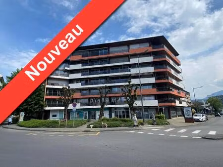 local commercial à louer