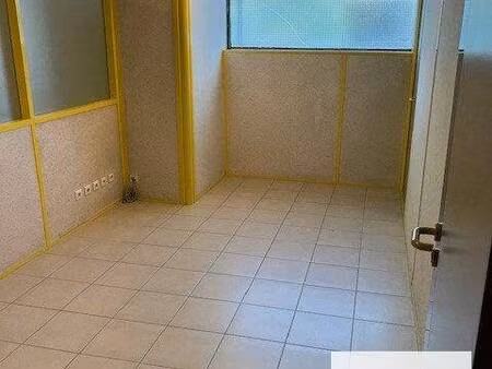 local d'activités à louer