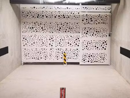 garage/stationnement à louer