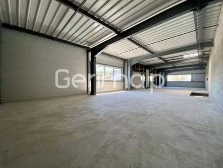 local commercial à louer