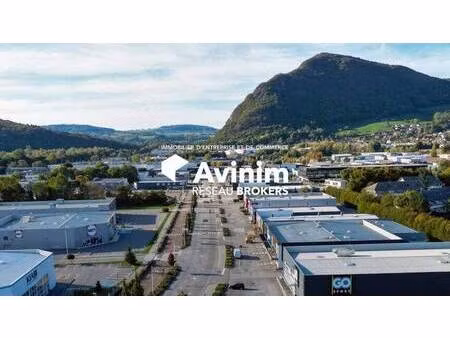 local commercial à louer