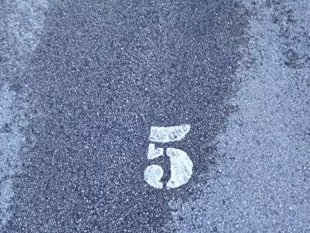 garage/stationnement à vendre