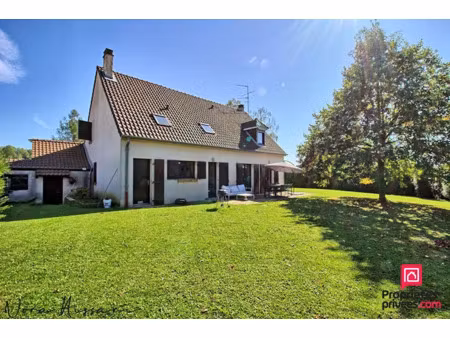 vente maison 5 pièces 173 m² à dole (39100)  260 000 €