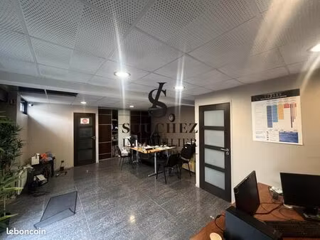 immeuble 350 m² sallaumines