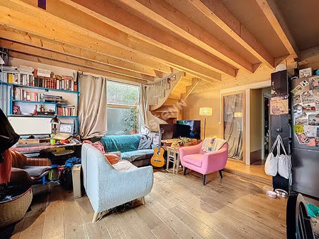 bagnolet cote les lilas  au calme d'une sente a 650 metres du metro mairie des lilas  mais