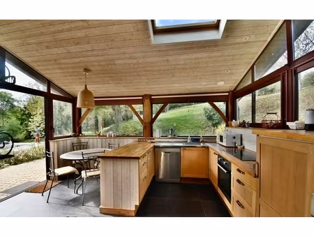 authentique bâtisse en pierres