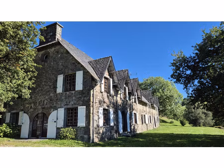 superbe propriété de caractère sur 2 hectares