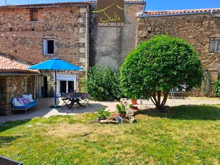 vente maison à cerizay (79140) : à vendre / 120m² cerizay