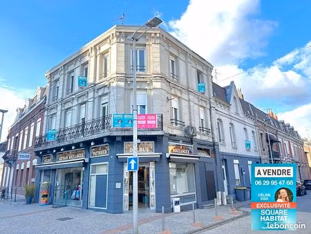 immeuble 15 pièces 430 m²