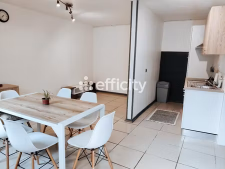 immeuble 9 pièces - 226 m²